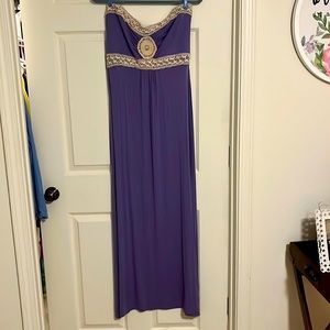 Women’s maxi dress